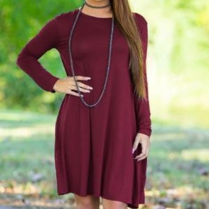 Piko Long Sleeved V-Neck Dress in Plum